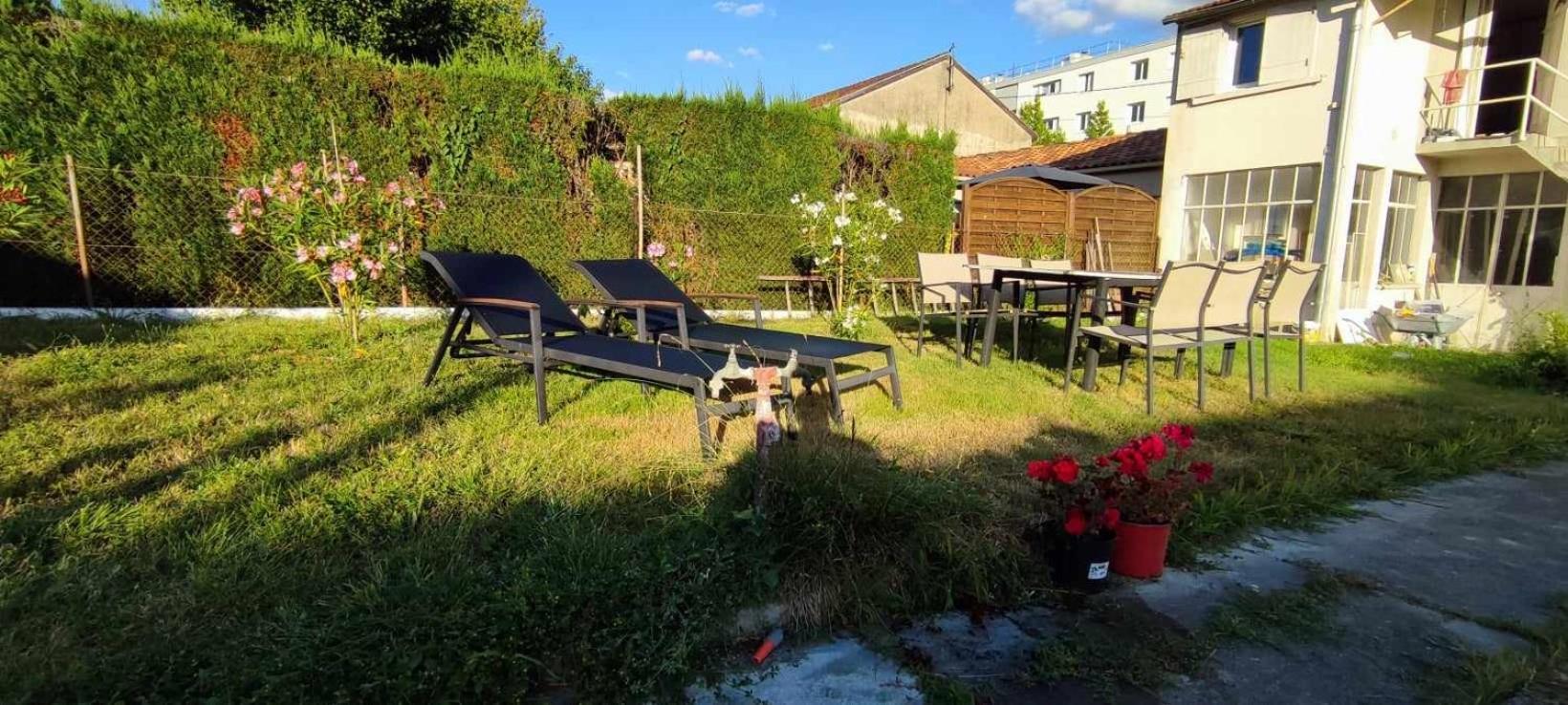Apartamento L Atelier Du Golf Périgueux Exterior foto